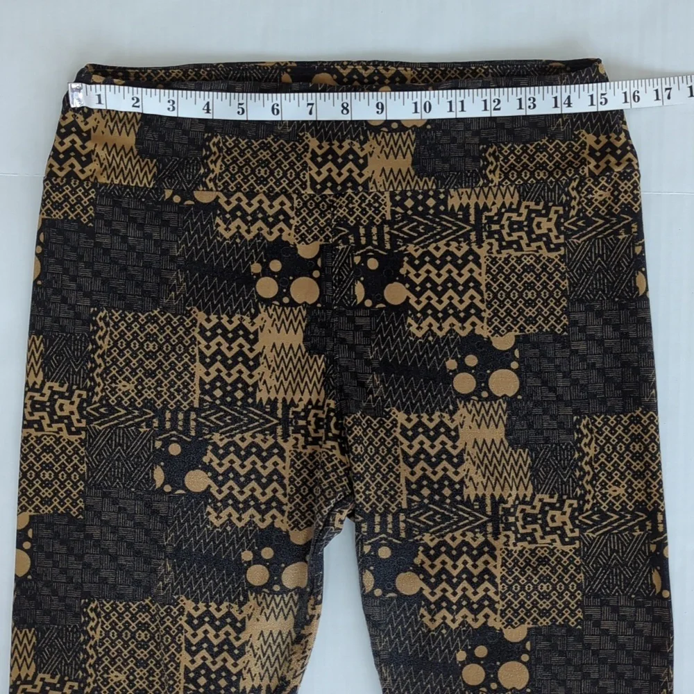 LuLaRoe Tall & Curvy Chevron Zig Zag Leggings - Picture 8 of 10